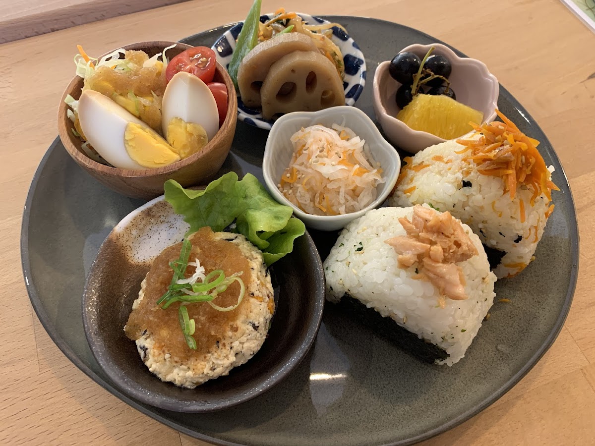 Bento Chiyo - Photo 2