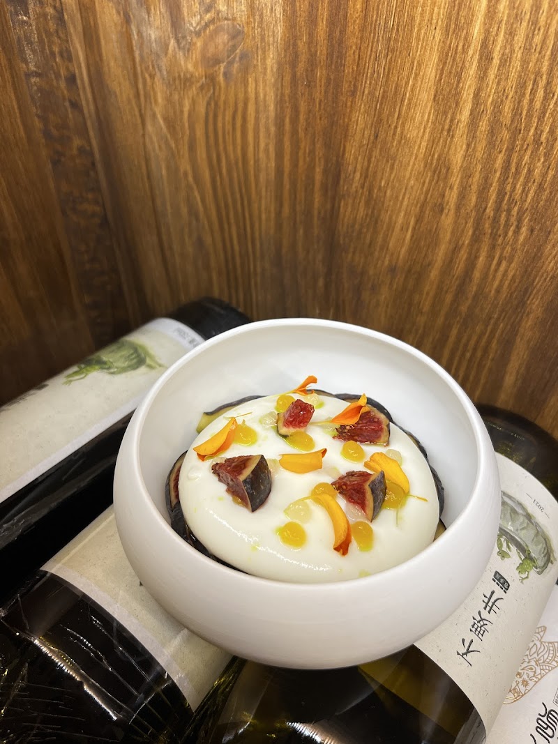 Bistro Wu - Photo 10