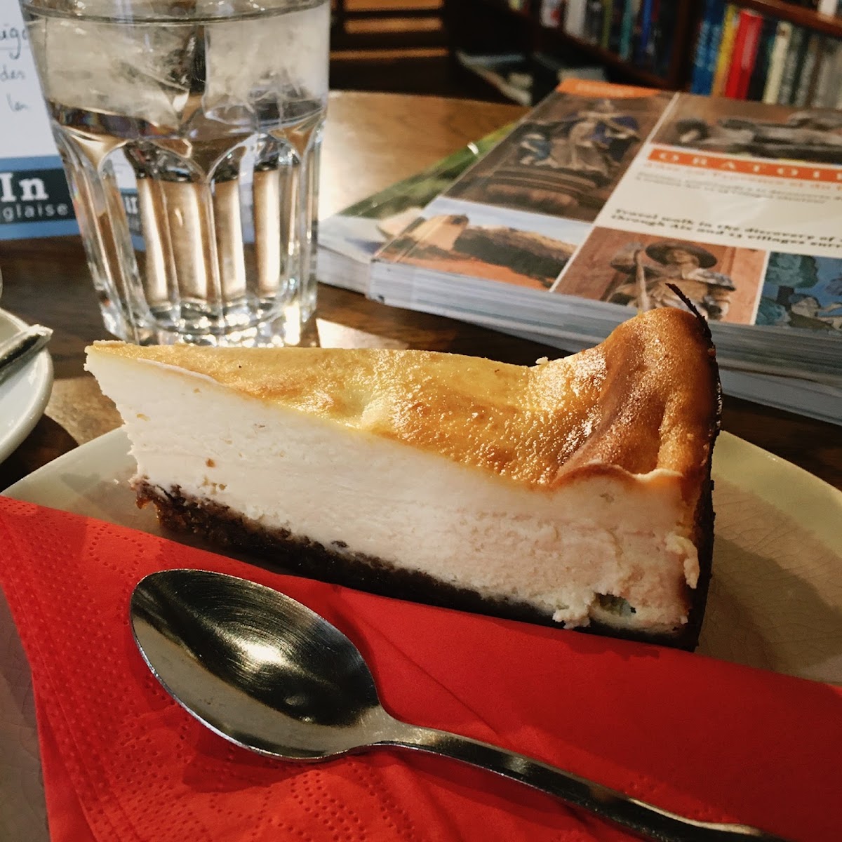 Book In Bar - Librairie et café - Photo 4