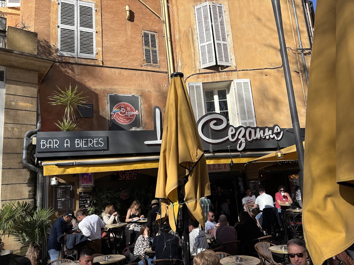 Café Cézanne - Photo 4