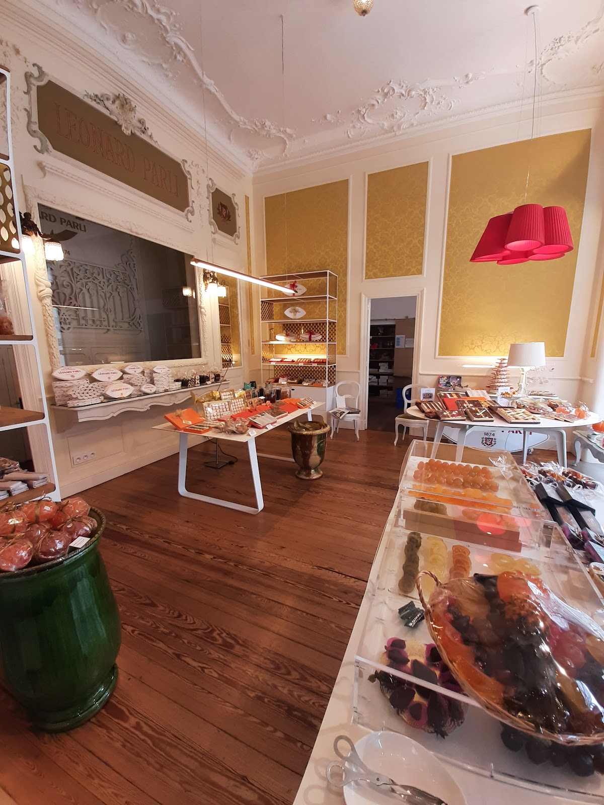 Calissons d'Aix Léonard PARLI - Boutique historique 1920 classée au patrimoine Aixois - Photo 10