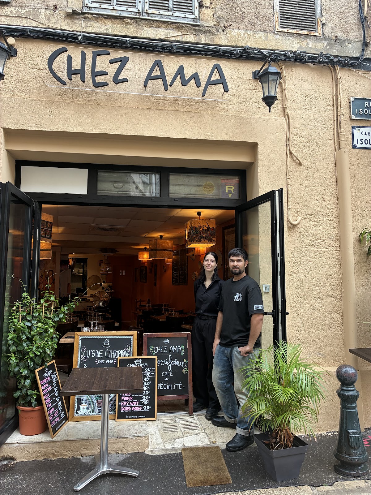 Chez Ama