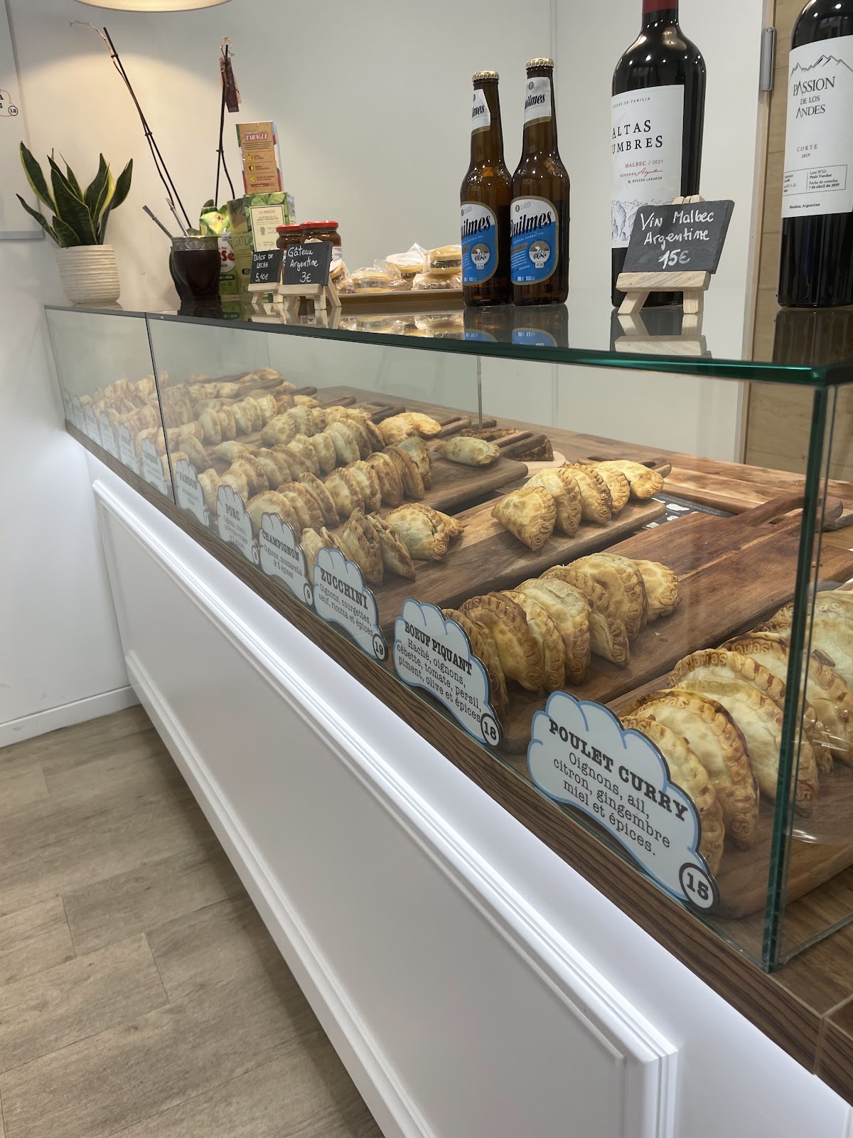 Chez Matias Empanadas - Photo 9