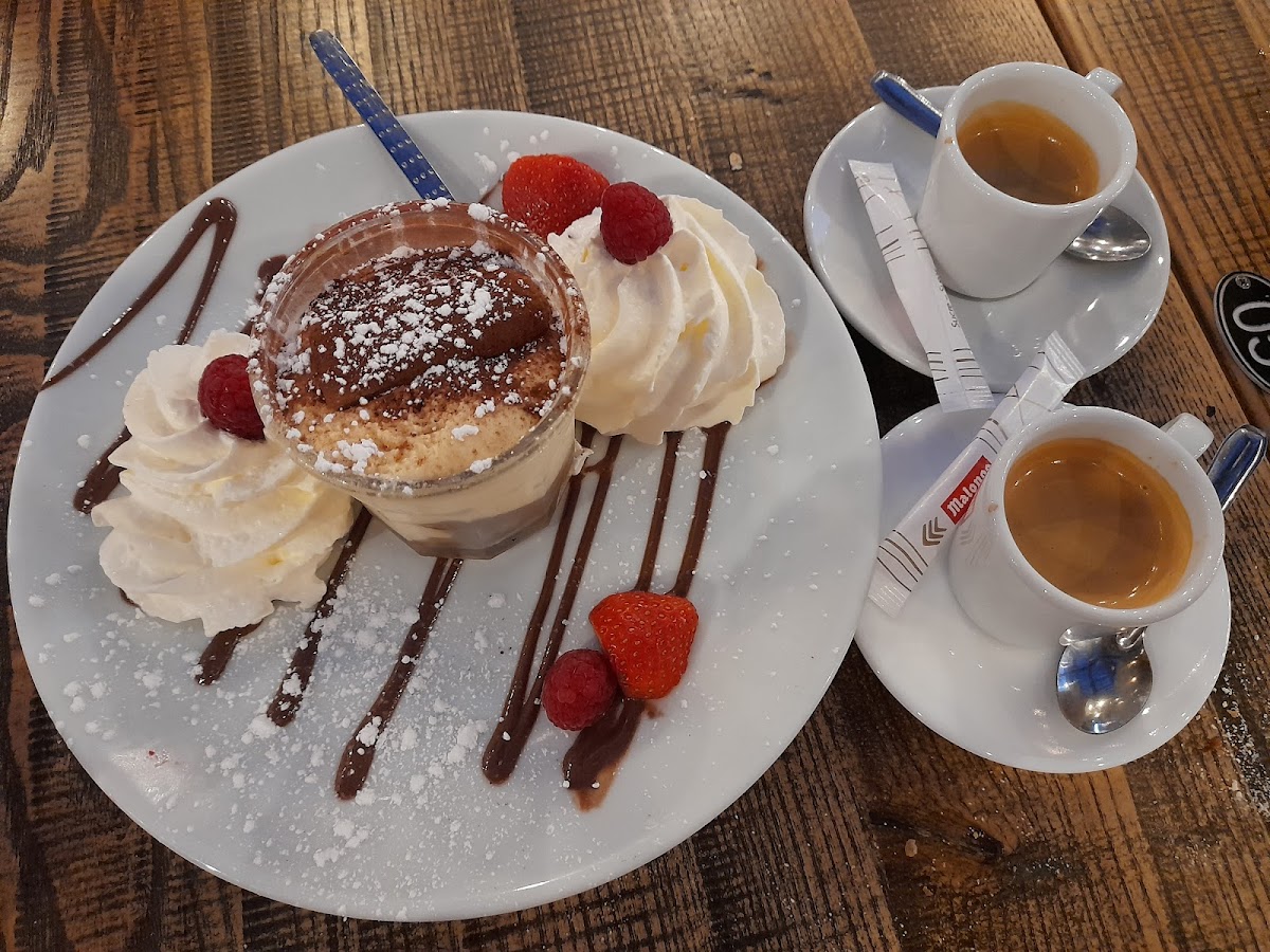 Chiringuito Restaurant - Photo 8