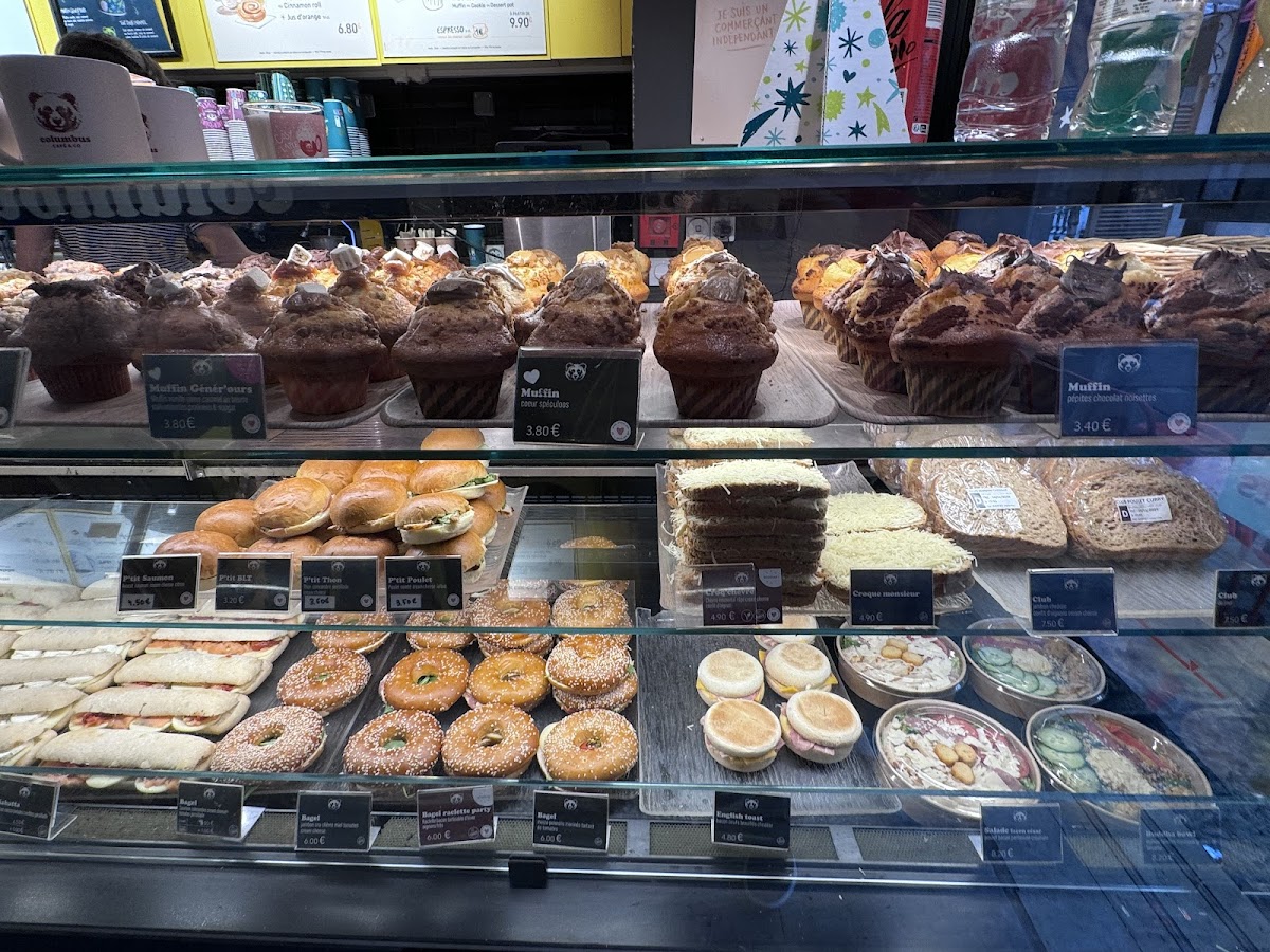 Columbus Café & Co - Photo 7