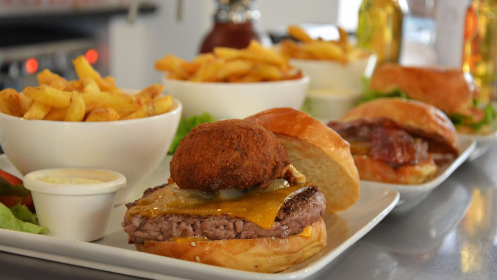 Corner Bistro Rotonde - Photo 2