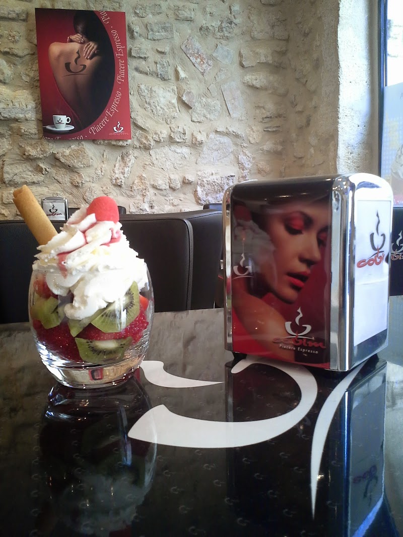 Covim Coffee Store - Photo 8