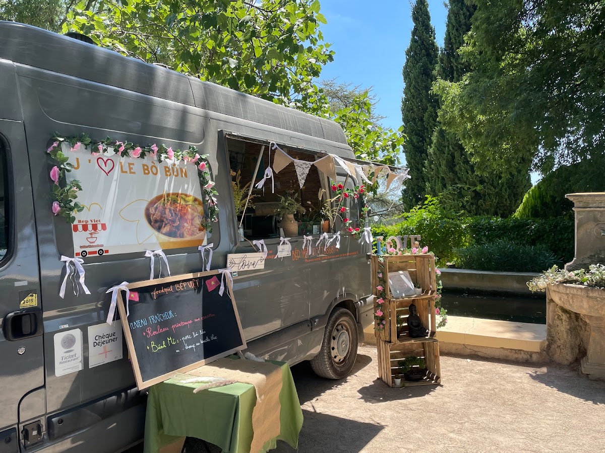 Food truck Bêp Viêt