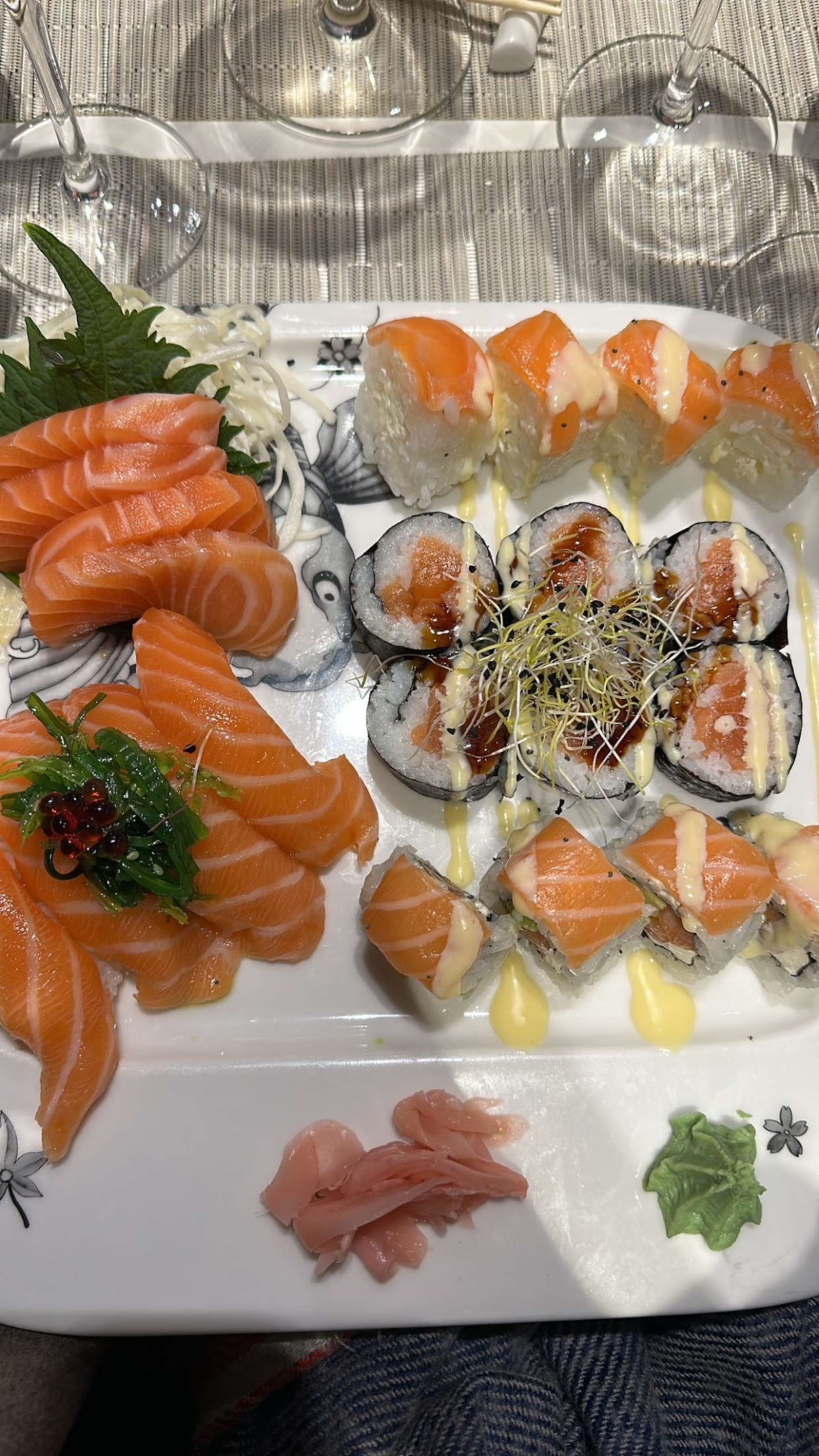 Koï Sushi Bar - Photo 3