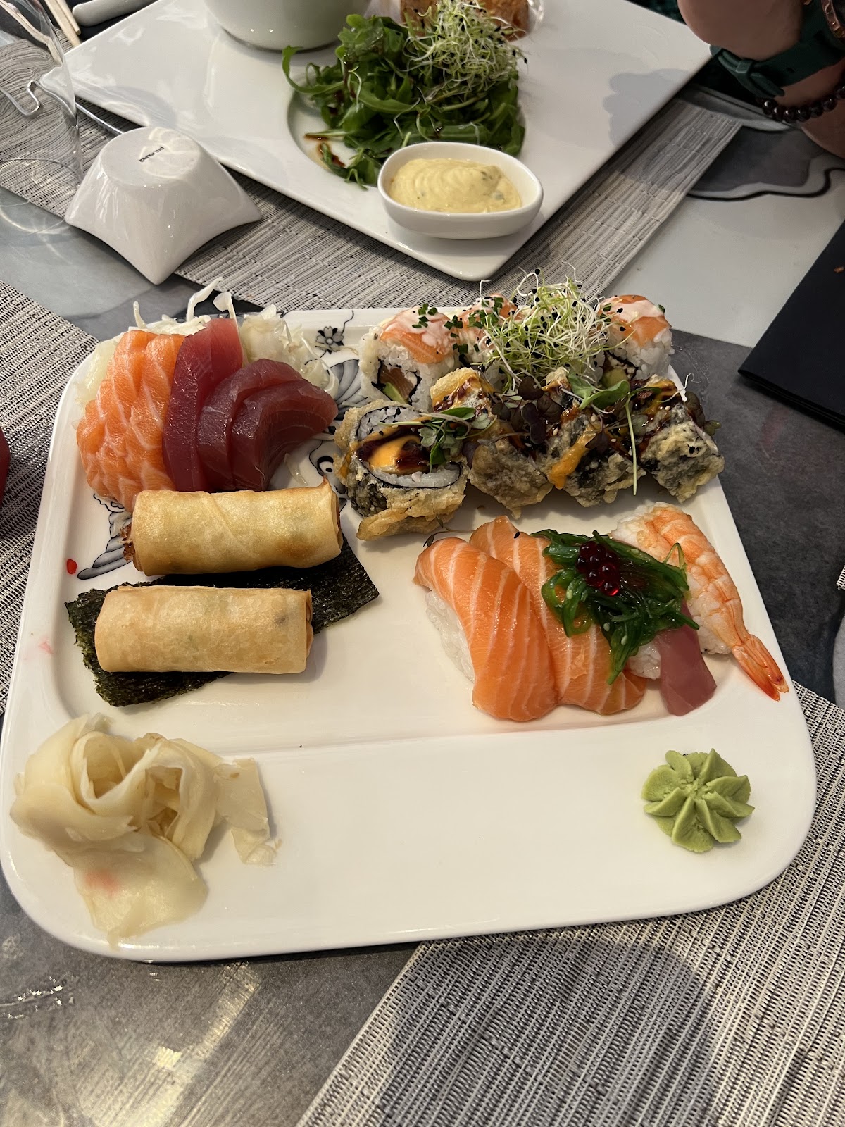 Koï Sushi Bar - Photo 5