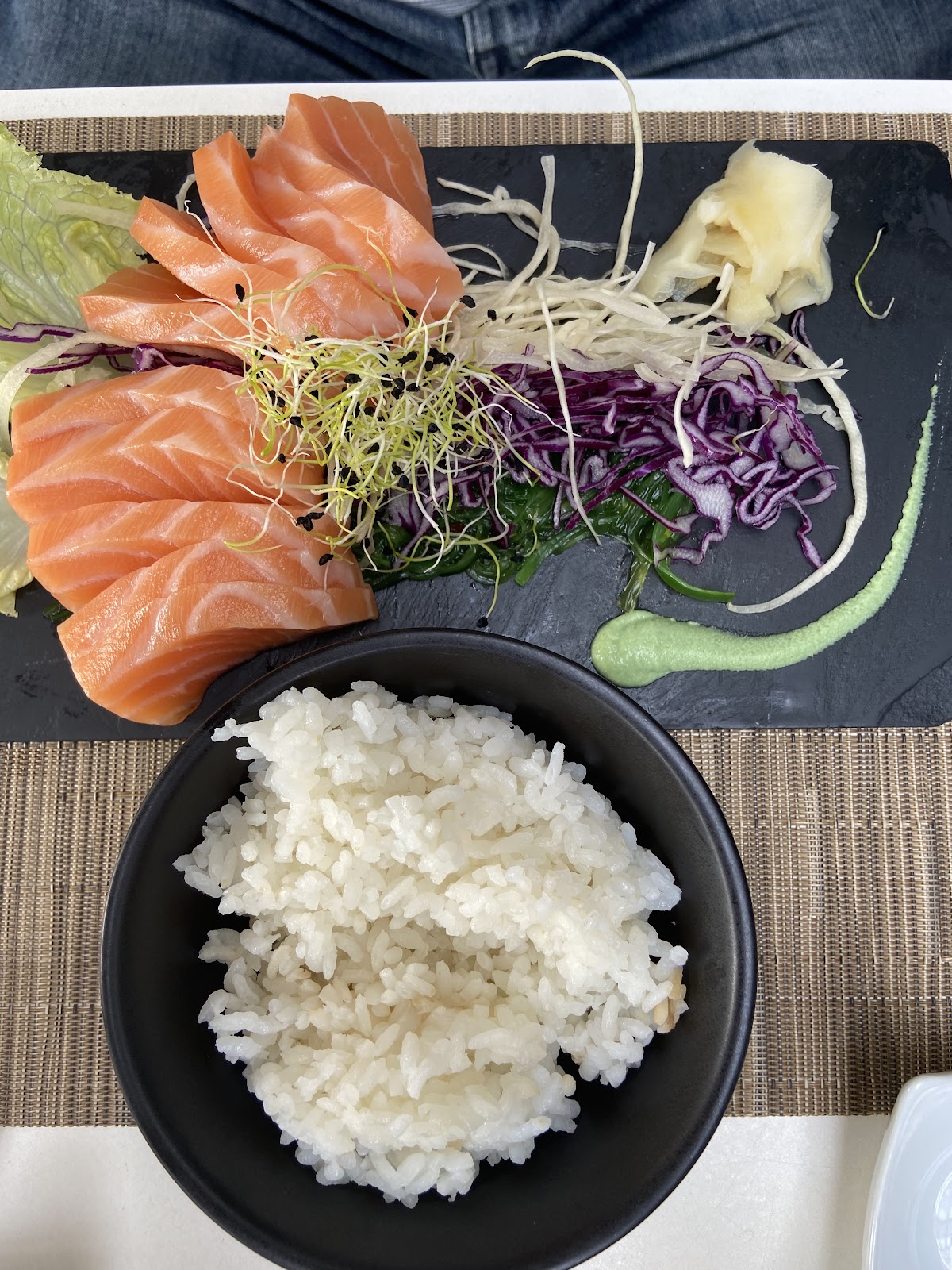 Koï Sushi Bar - Photo 7