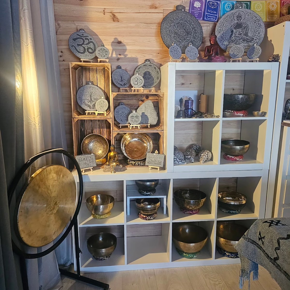 L'Aixprit Népalais formations bols tibétains , soins énergétiques. Boutique d’artisanat Népalais sur Aix en Provence - Photo 2