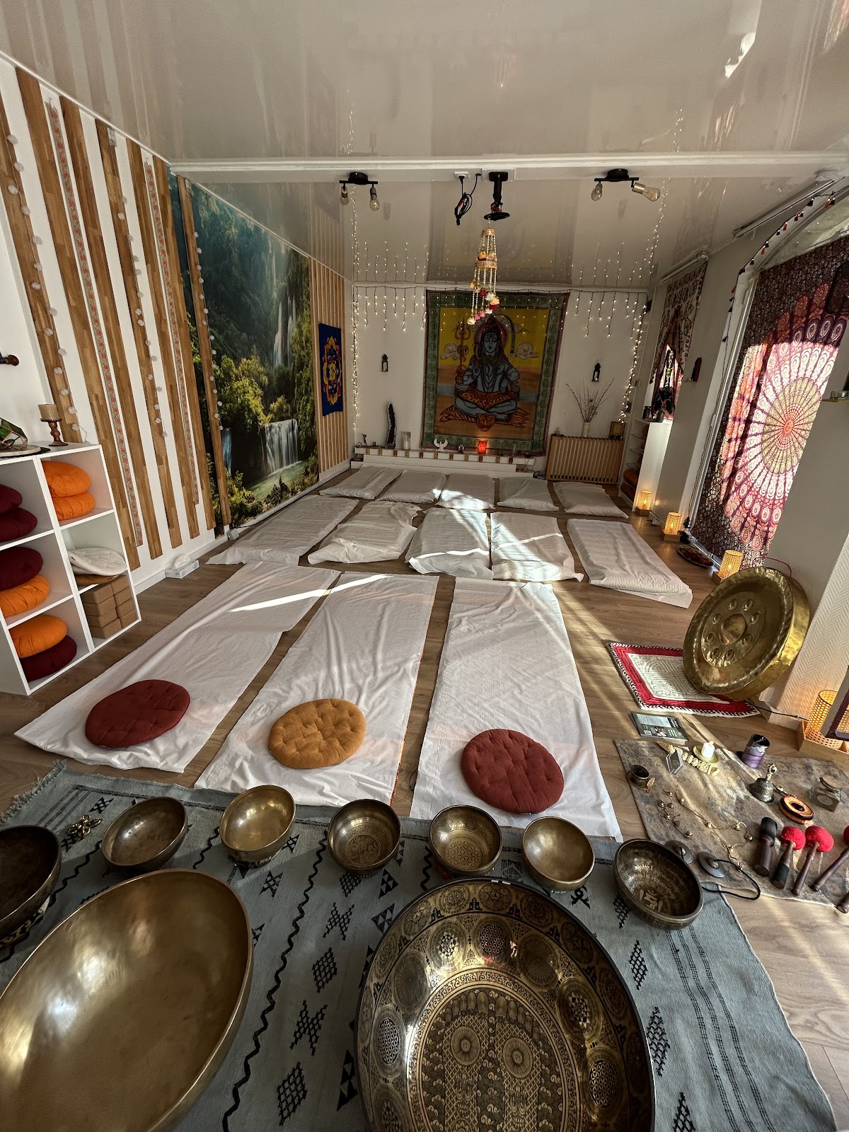 L'Aixprit Népalais formations bols tibétains , soins énergétiques. Boutique d’artisanat Népalais sur Aix en Provence - Photo 5