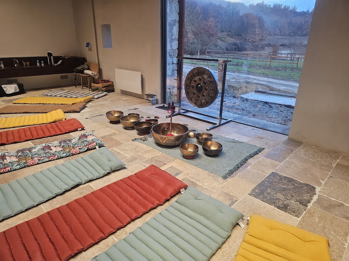 L'Aixprit Népalais formations bols tibétains , soins énergétiques. Boutique d’artisanat Népalais sur Aix en Provence - Photo 8