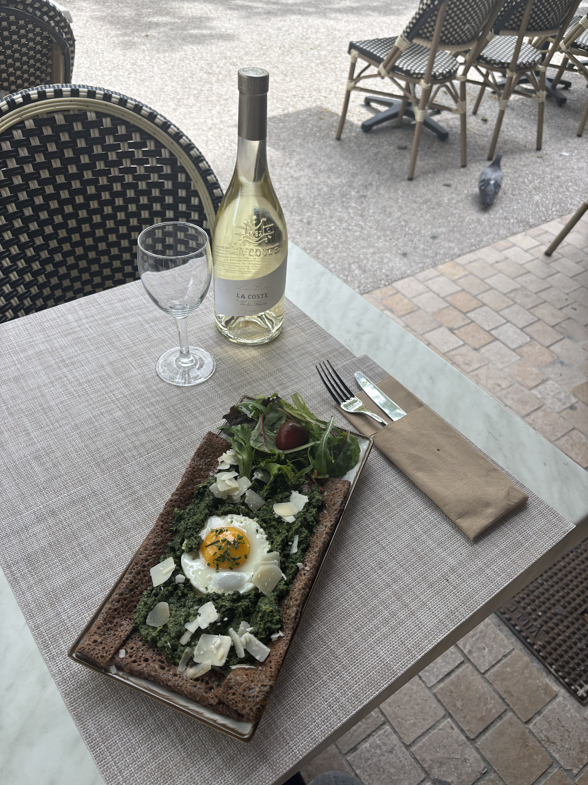 L’Apostrophe – Crêperie à Aix en Provence : Petits-déjeuners, déjeuners gourmands et terrasse ensoleillée - Photo 3