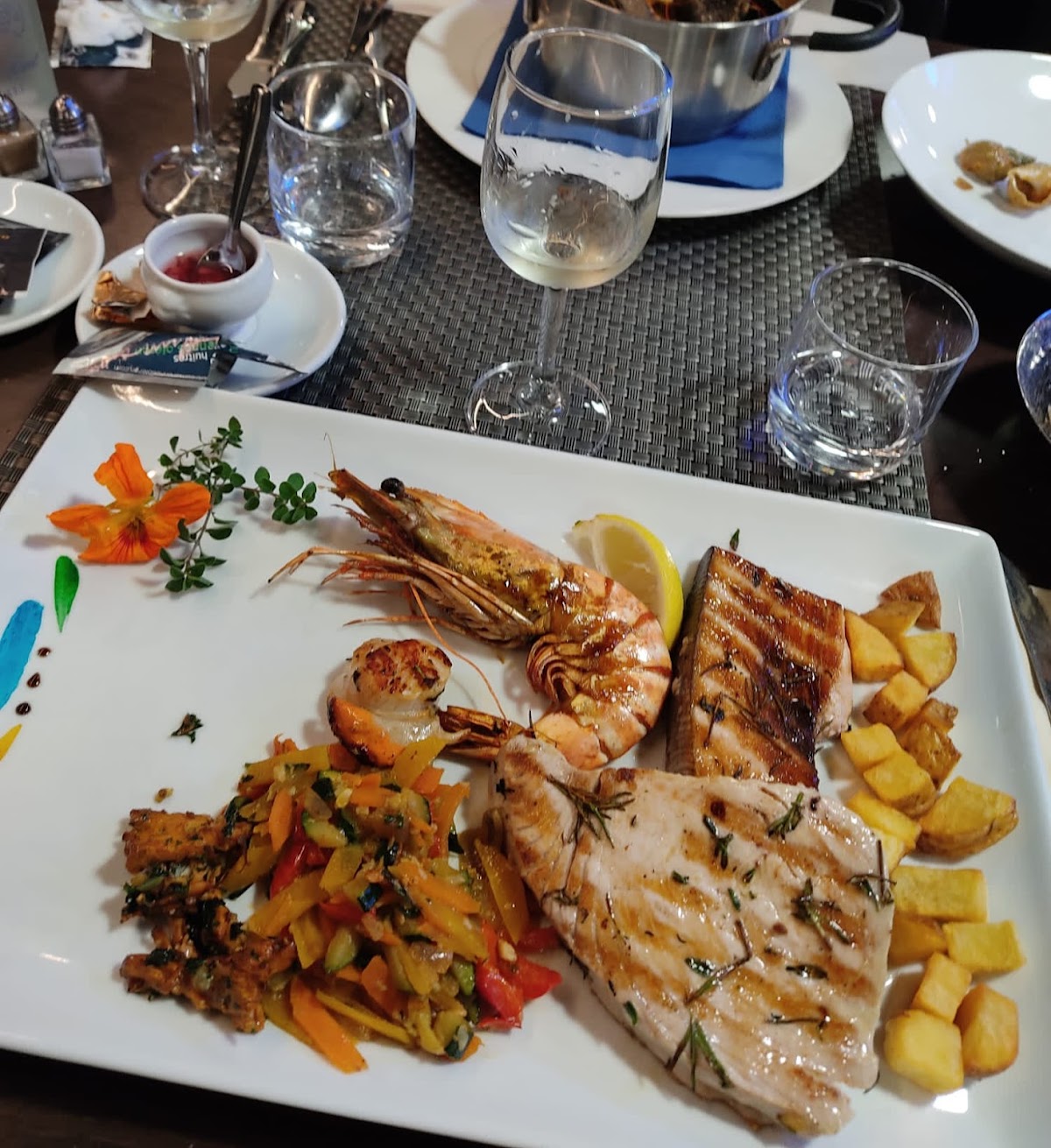 L'Eau à la Bouche Restaurant et poissonnerie du marché - Photo 9