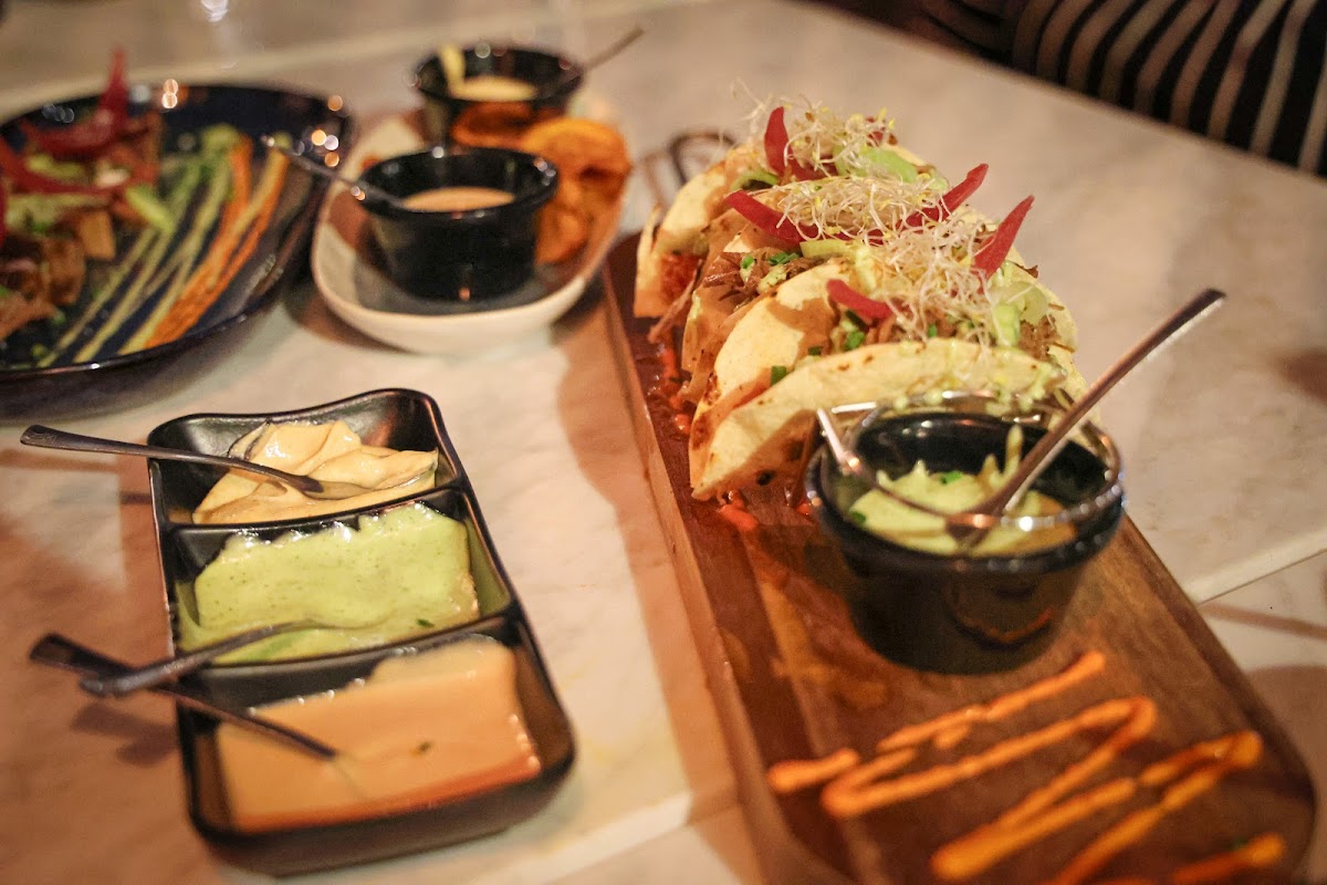 La Bodeguita - Photo 2