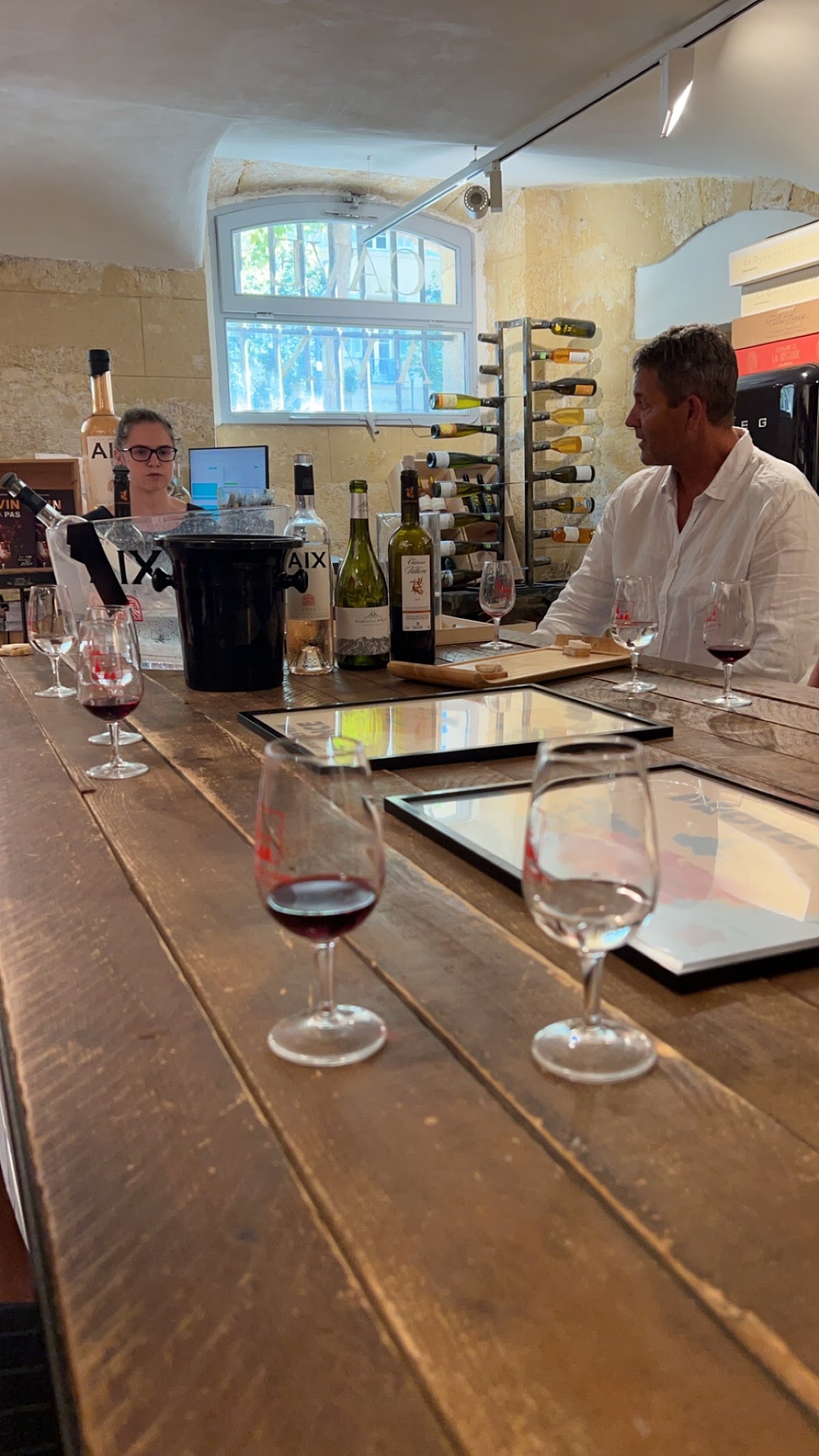 La Cave du Cours Mirabeau - Photo 10