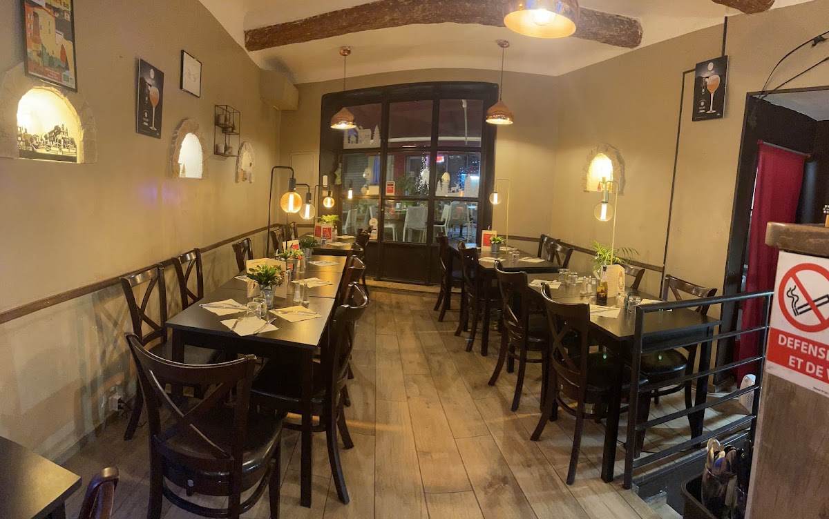 La Fontaine - Photo 3