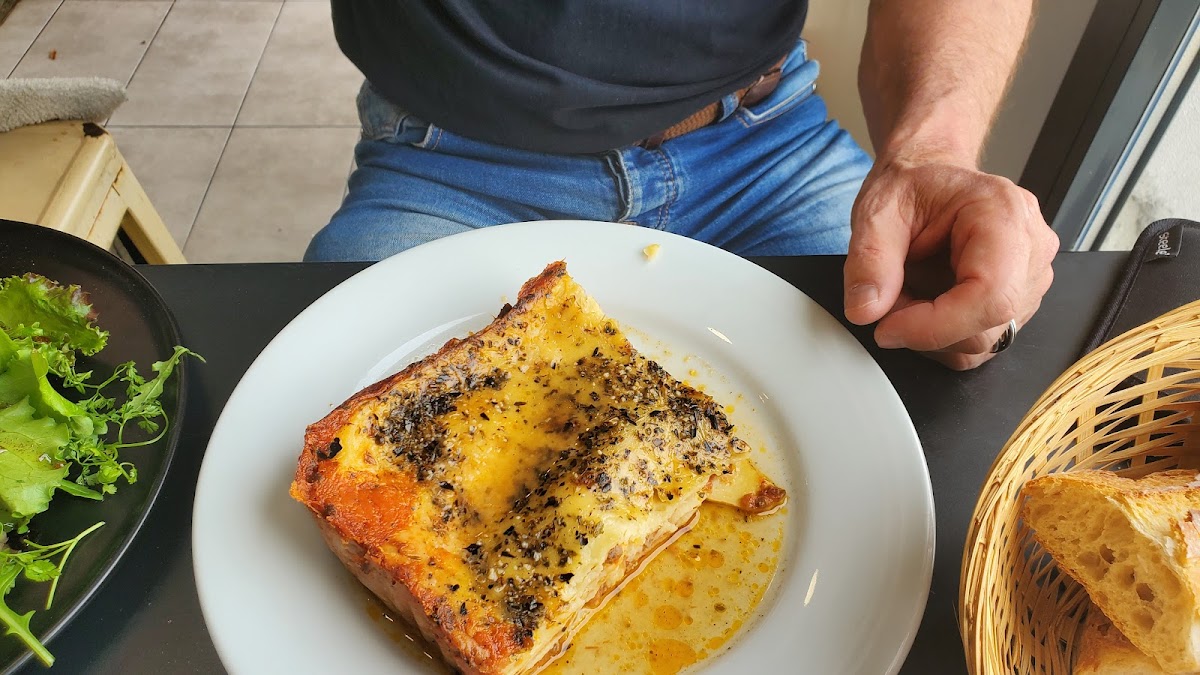 La rôtisserie de St-Cannat . Poulets fermiers cuits à la broche. - Photo 4