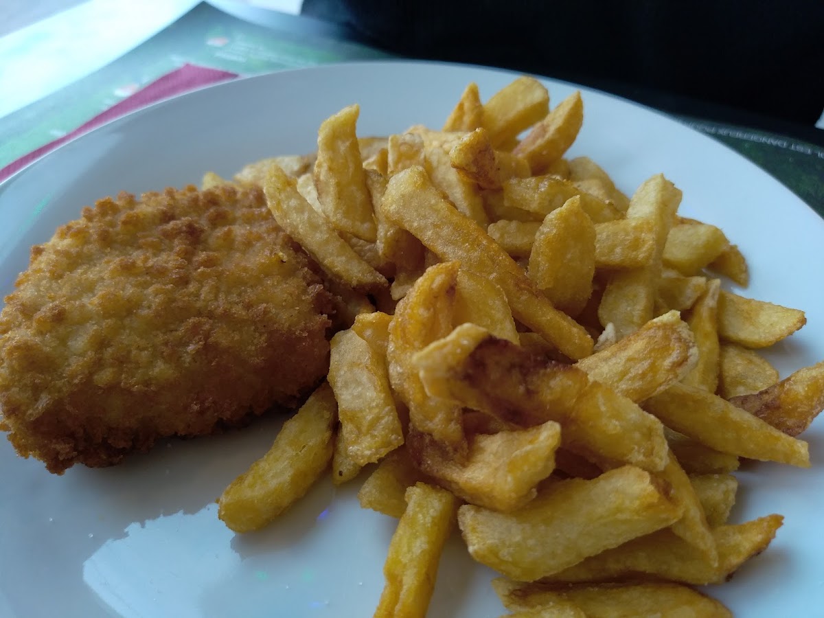 La rôtisserie de St-Cannat . Poulets fermiers cuits à la broche. - Photo 9