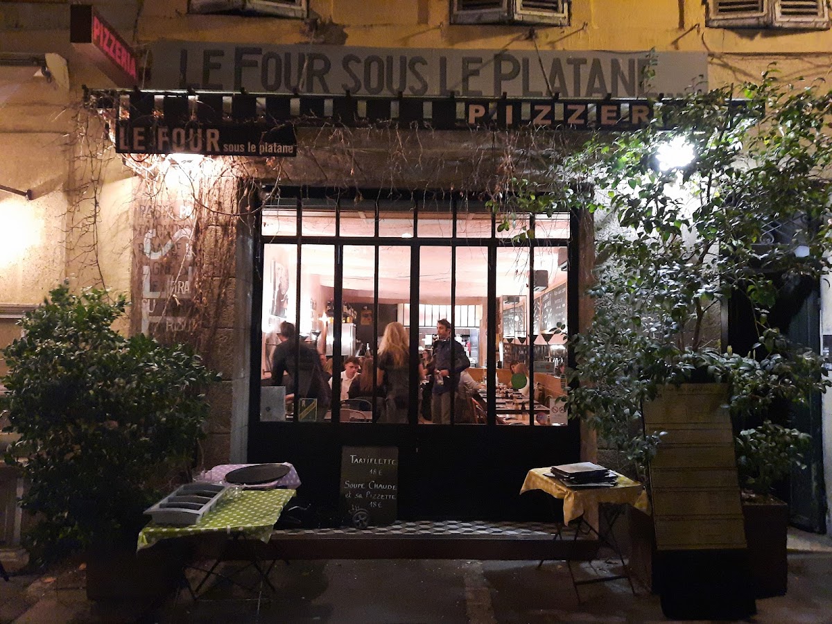 Le Four sous le Platane