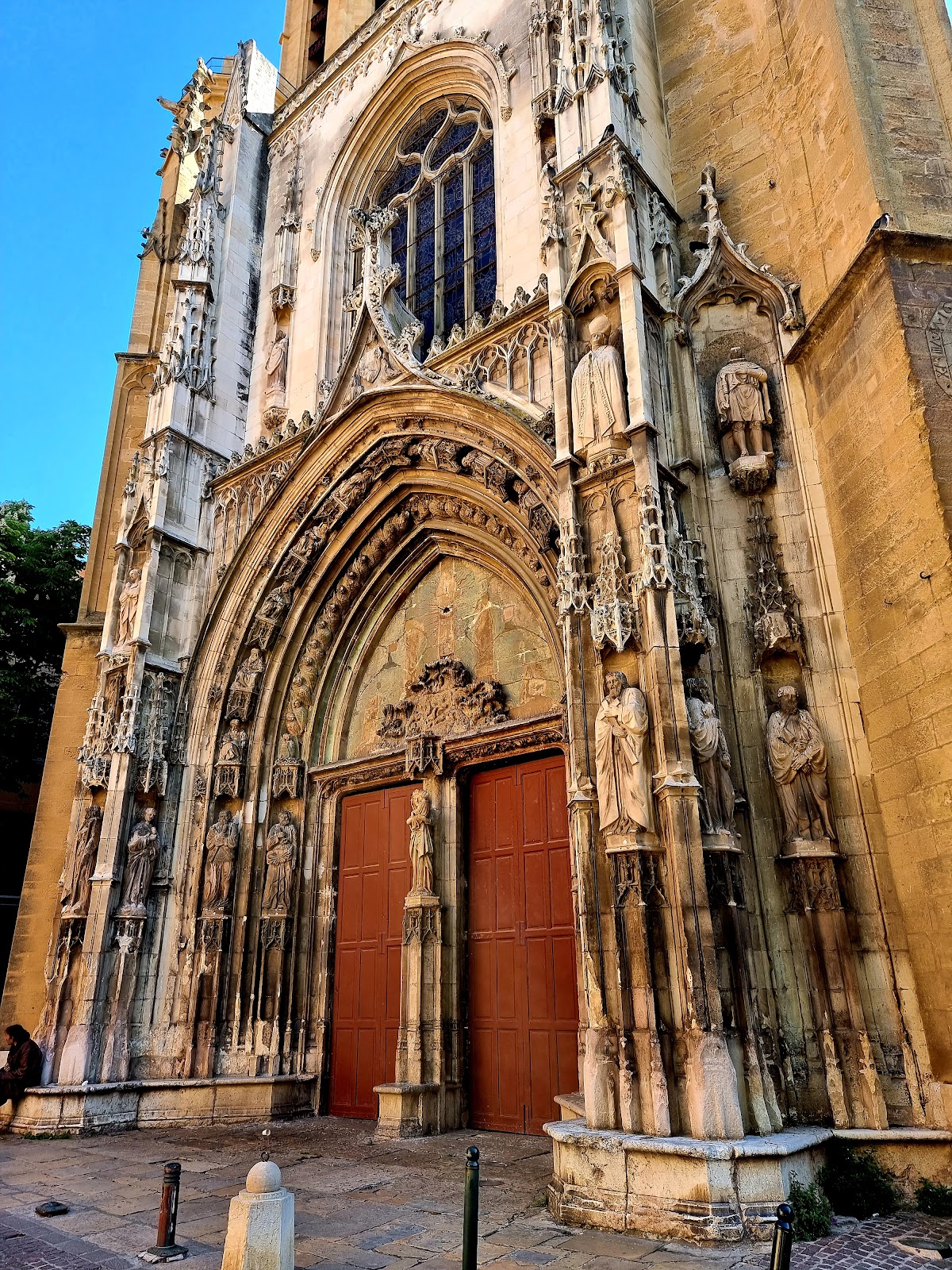 Le Gaulois - Bar, Tabac, Brasserie - Photo 3