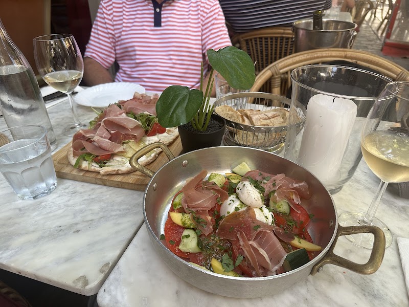 Le Petit Bistrot Place Richelme - Photo 9