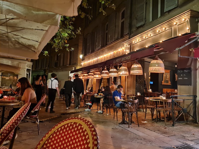 Le Petit Bistrot Place Richelme
