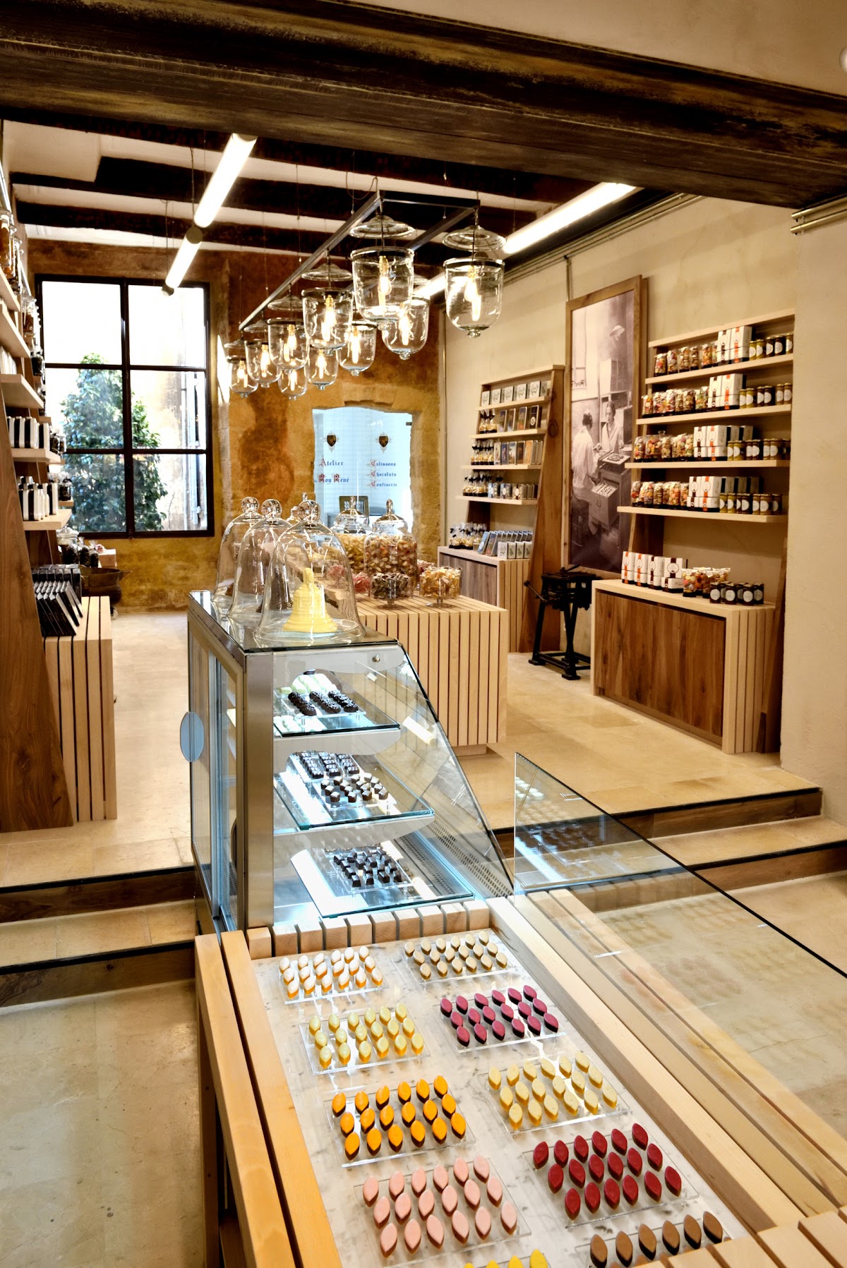 Le Roy René Aix-en-Provence, Confiserie du centre-ville - Photo 2