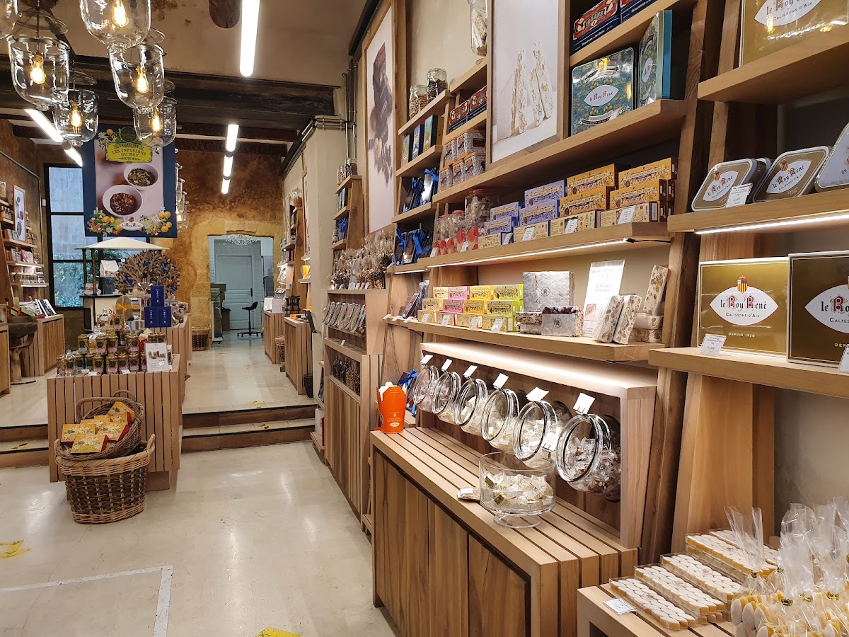 Le Roy René Aix-en-Provence, Confiserie du centre-ville - Photo 3