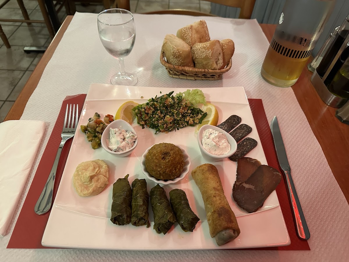 Les Sept Themes - Photo 2