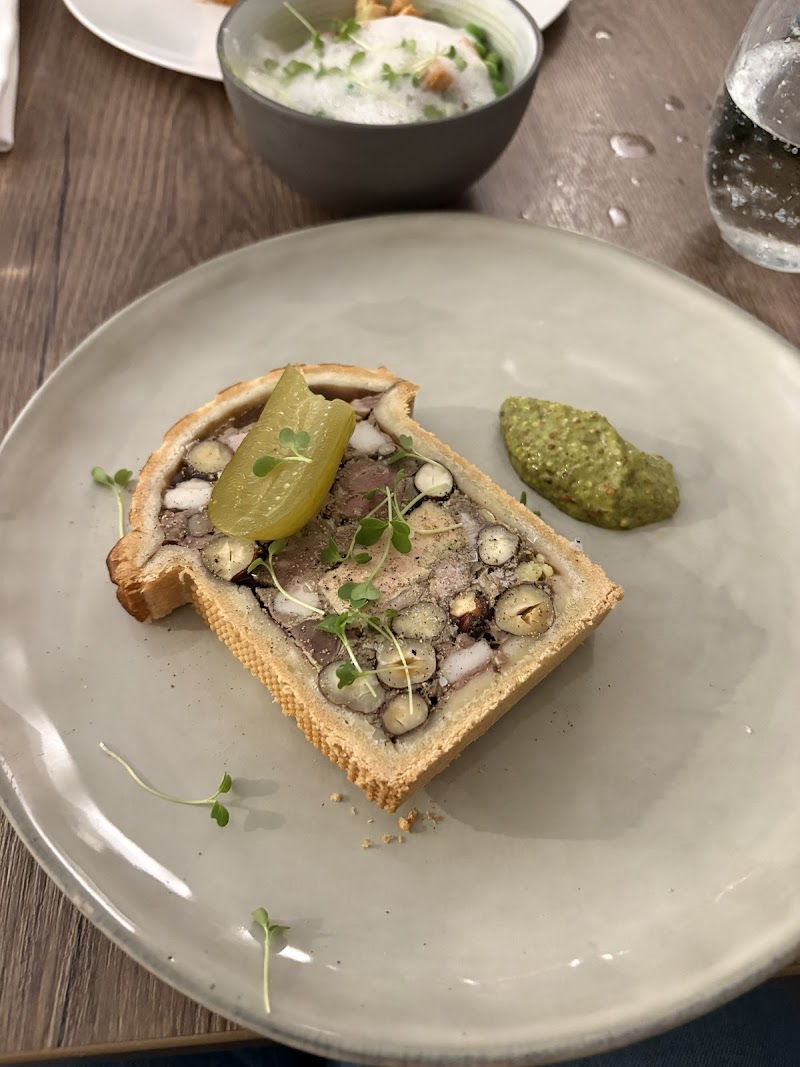 Licandro Le Bistro - Photo 9