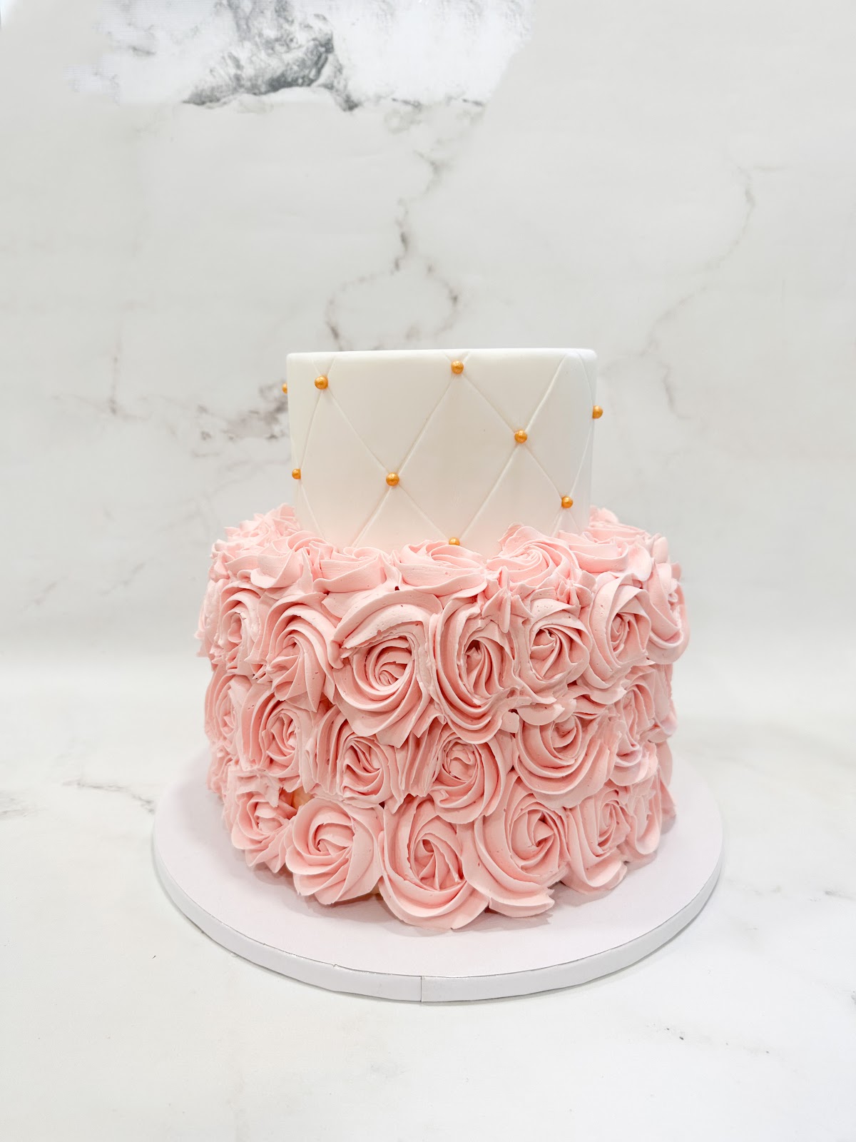 Lucy’s Pâtisserie - Photo 8