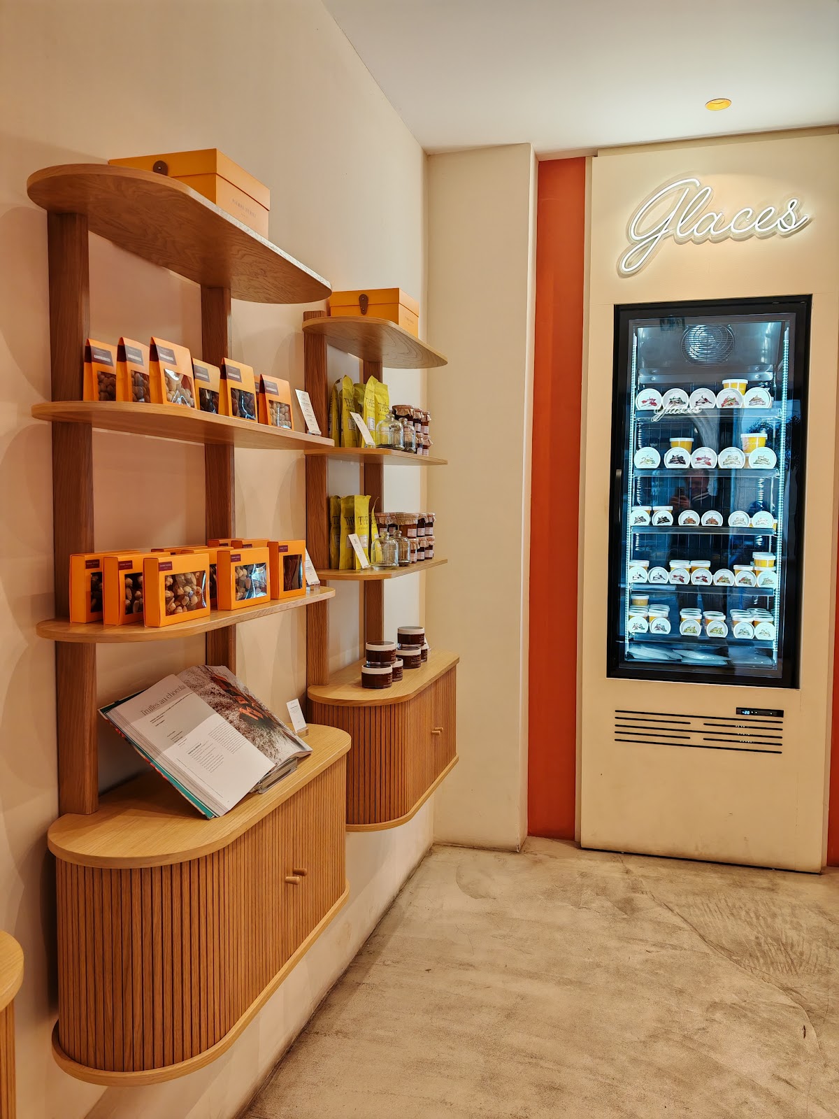 Pierre Hermé Paris - Photo 4