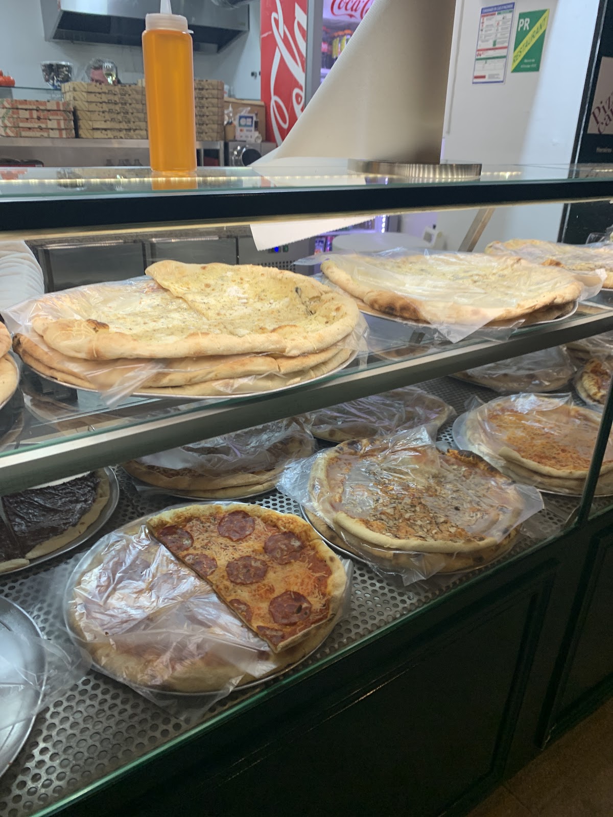 Pizza Capri Hôtel de ville - Photo 4