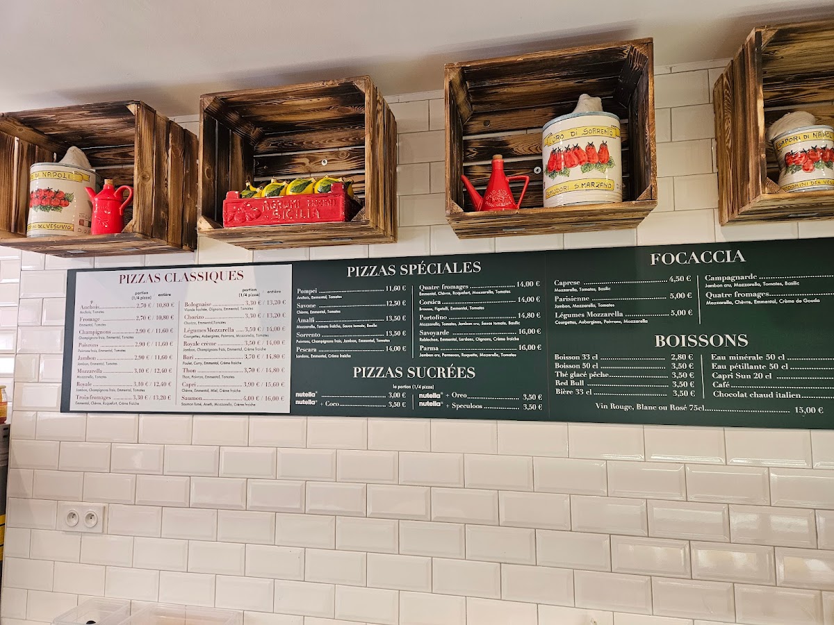 Pizza Capri Hôtel de ville - Photo 8