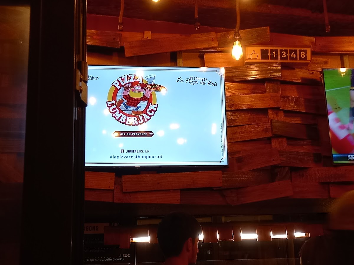 Pizza Lumberjack - Photo 9