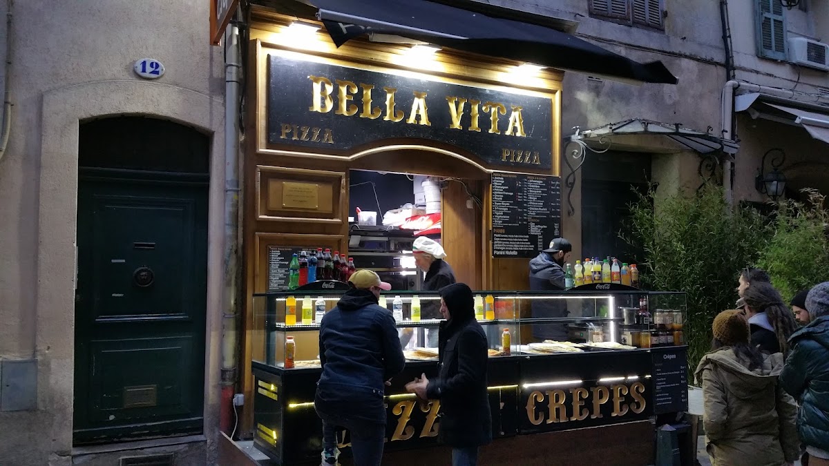 Pizzeria Bella Vita - Photo 4