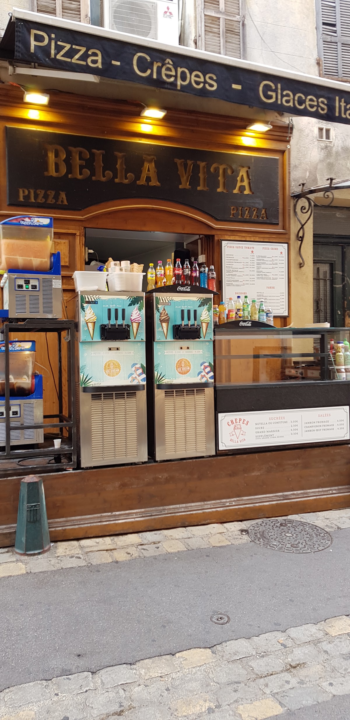 Pizzeria Bella Vita - Photo 5