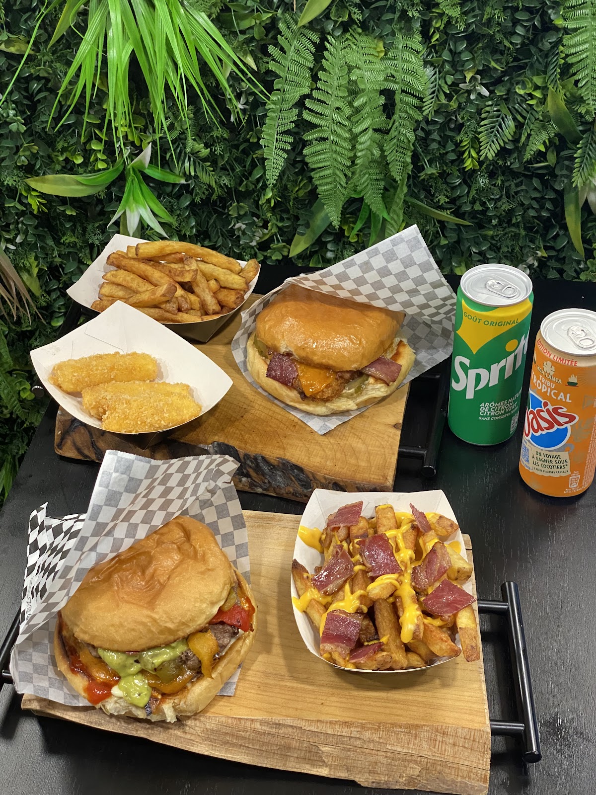 Planet burger Aix-en-provence - Photo 3