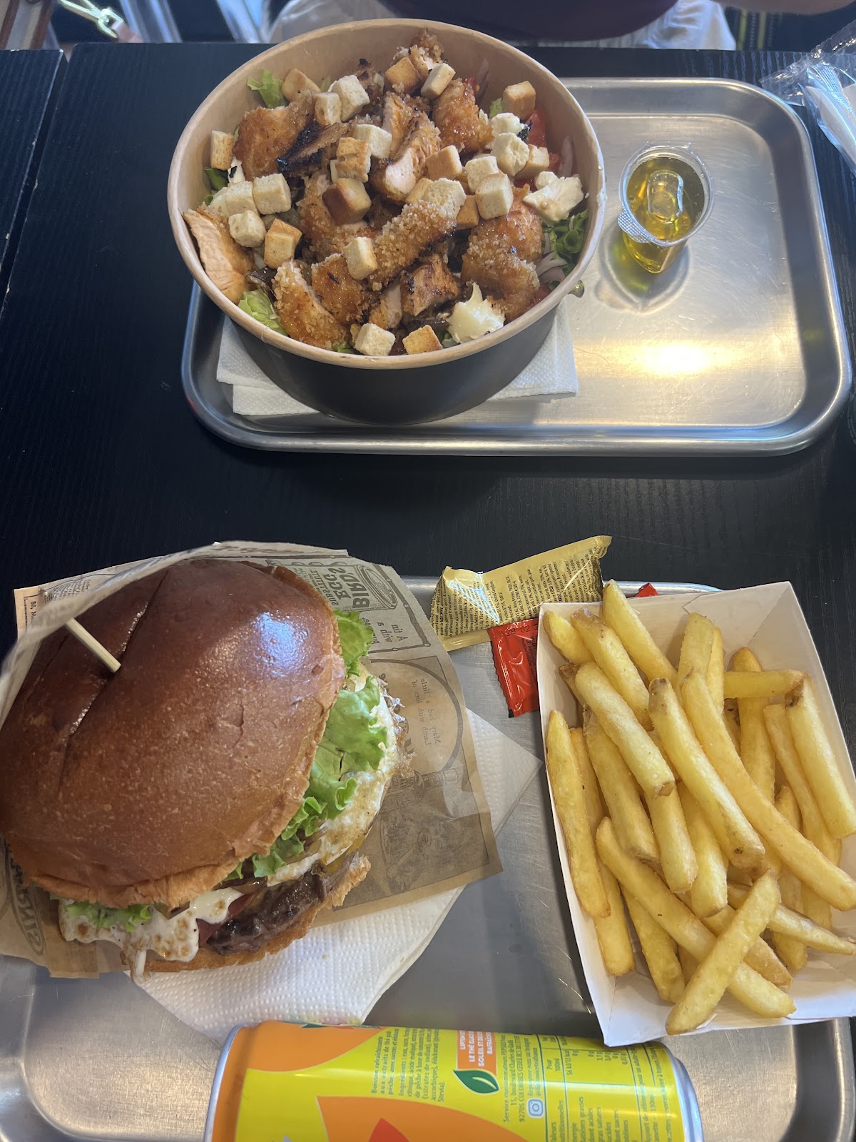 Planet burger Aix-en-provence - Photo 4