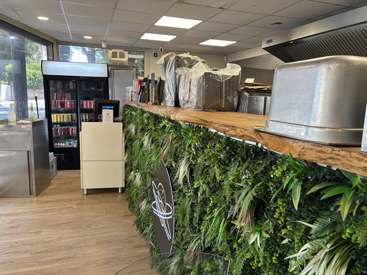 Planet burger Aix-en-provence - Photo 7