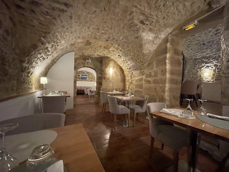 Restaurant LES CAVES HENRI IV - Photo 4