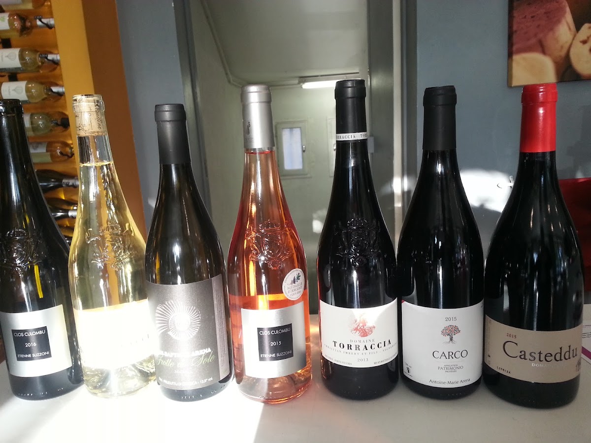 Simplement Vin - Photo 5