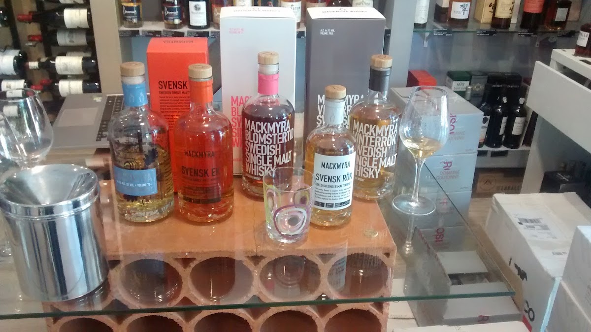 Simplement Vin - Photo 7