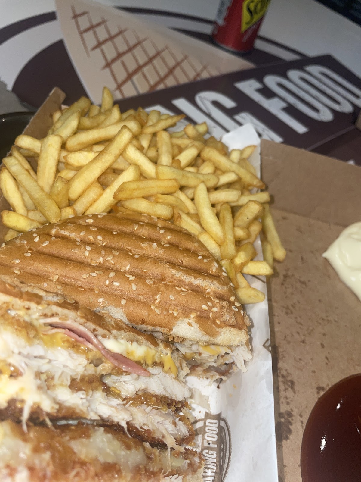 Taking Food - Photo 5