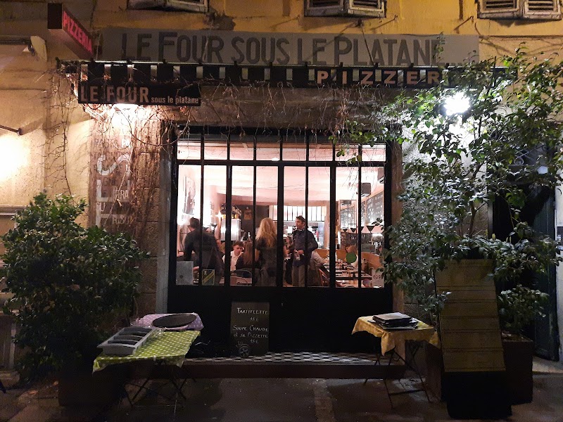 Le Four sous le Platane