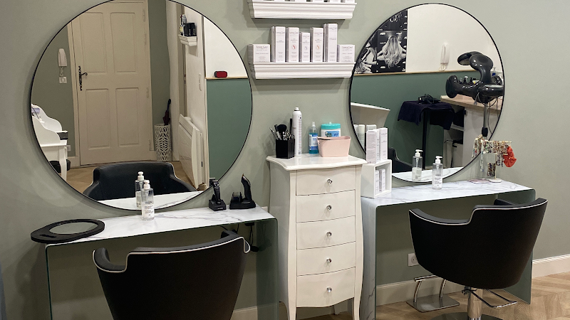 Votre salon privé by Claire