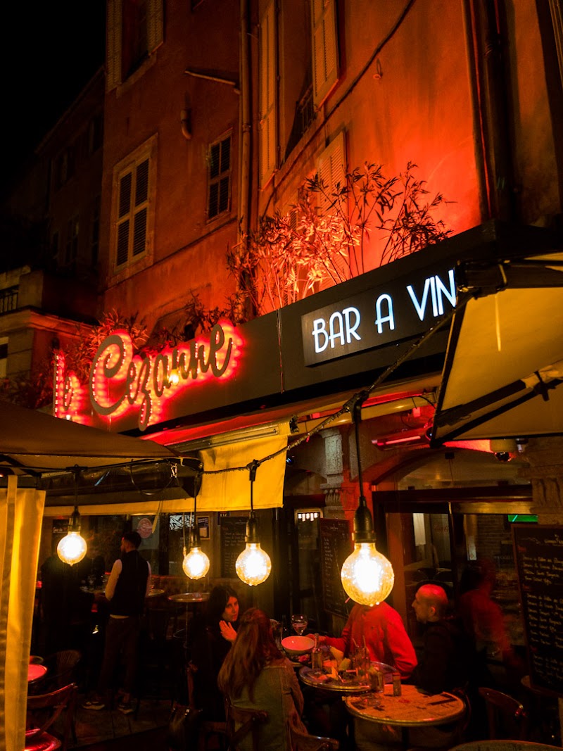 Le Cézanne Bar